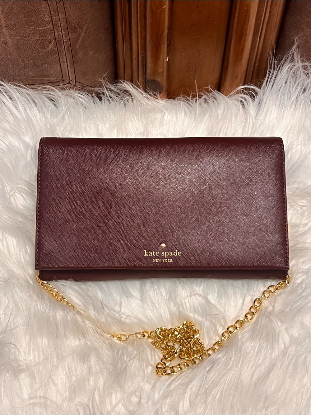 kate spade Burgundy clutch Crossbody bag chain can be  removable - Picture 6 of 13